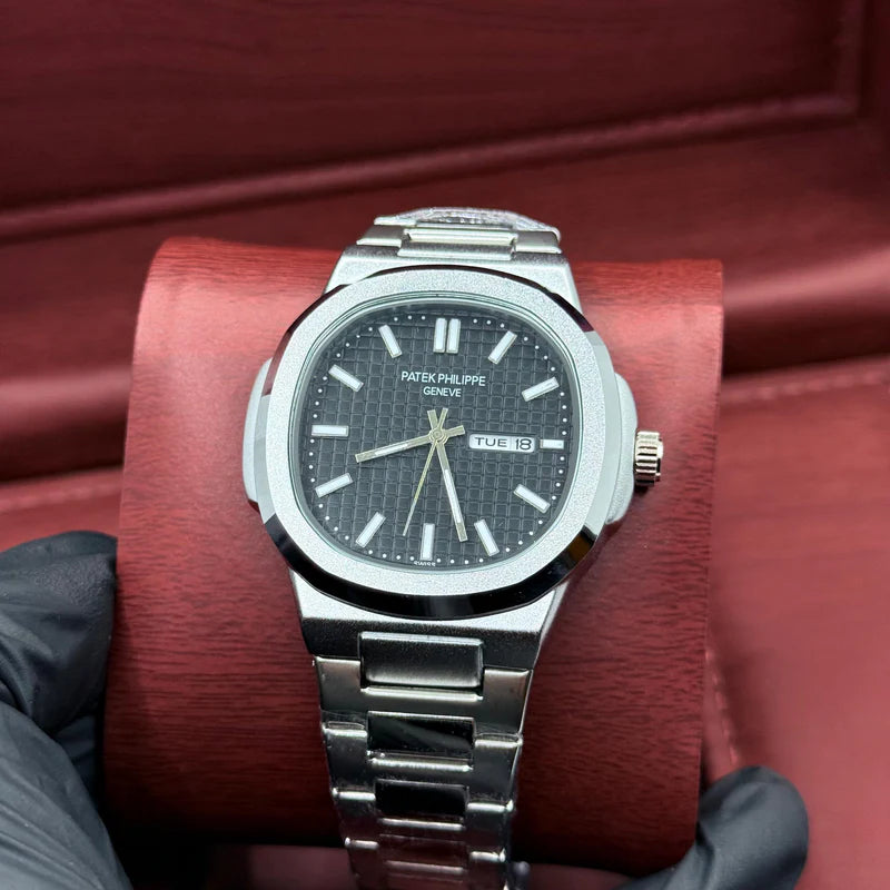 Patek Philippe Nautilus Collection – Iconic Tiffany & Classic Blue Dial Luxury Watches.